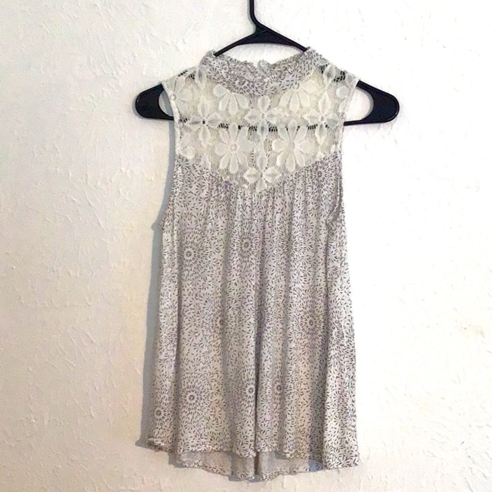 Wallflower blouse